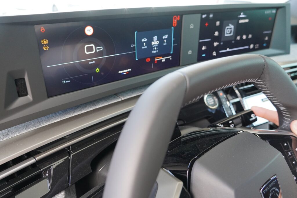¿Cómo ahorrar combustible con el coche? Consejos de conducción y mantenimiento para gastar menos