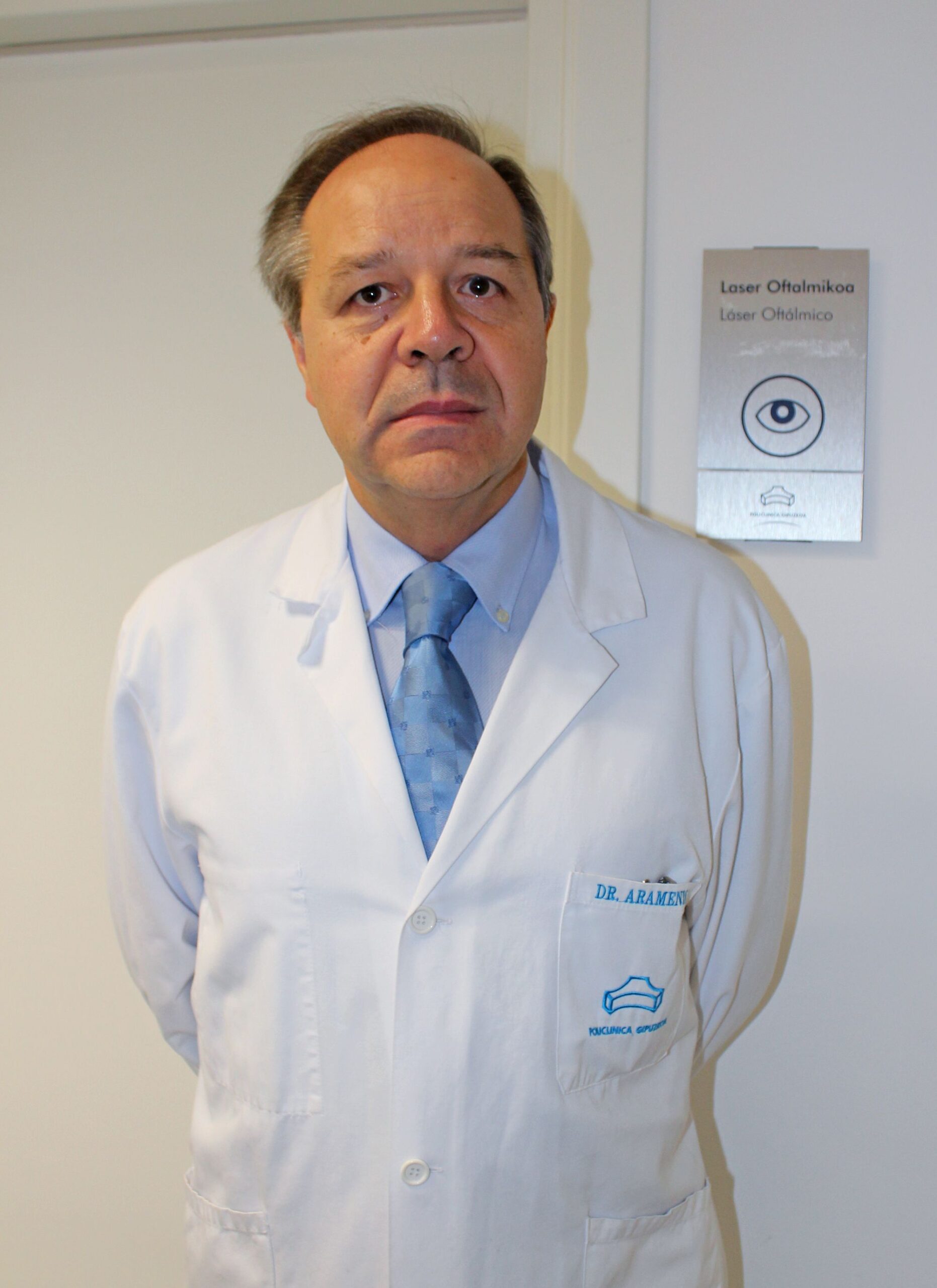 Dr. Enrique Aramendía, oftalmólogo de Policlínica Gipuzkoa: “Durante el eclipse, un minuto de espectáculo, un daño para siempre”