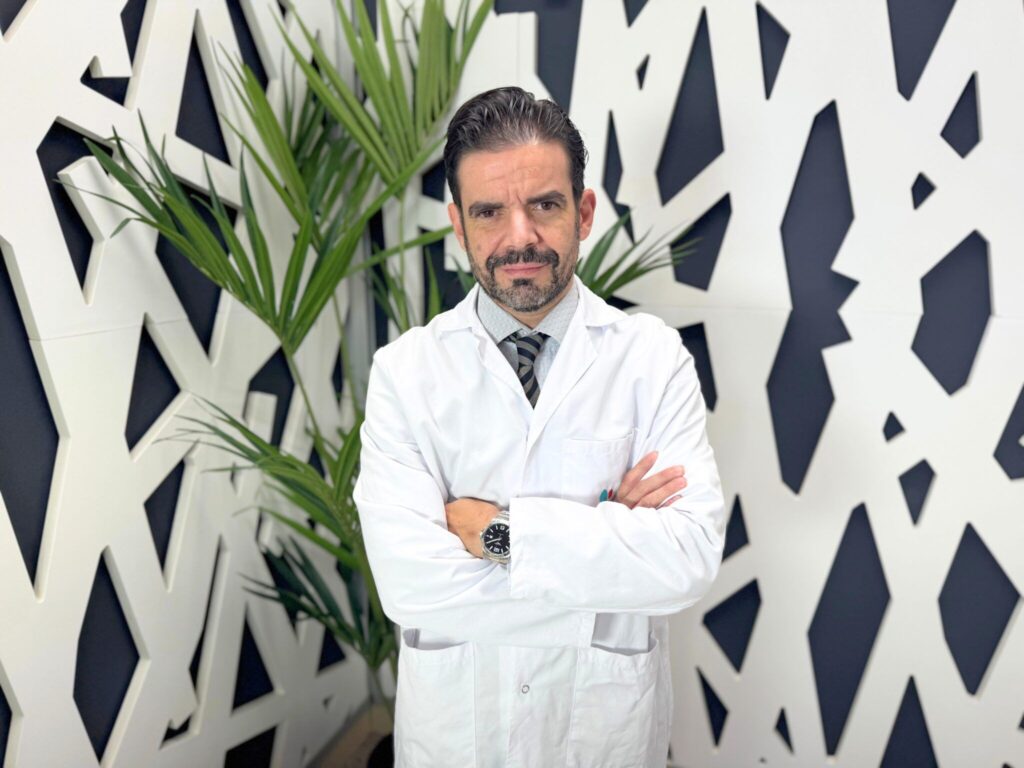Dr. Samuel Pajares, traumatólogo de Policlínica Gipuzkoa: “La artrosis de mano puede comprometer desde la fuerza hasta las tareas más cotidianas”