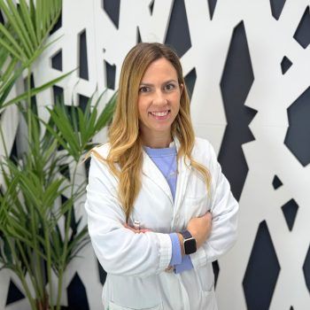 Eider Sánchez, nutricionista de Policlínica Gipuzkoa: “El jugo de pepinillos, el aliado inesperado de los deportistas para combatir los calambres musculares”