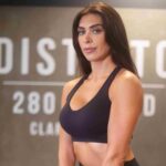 El entrenamiento femenino cambia de objetivo: la fuerza y la salud ganan terreno a la clásica ‘pérdida de peso’, según Distrito Estudio