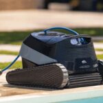 Maytronics presenta el robot de piscina con cable que gestiona solo su propia agenda