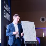 Martín Arosa Otero, autor del bestseller de Amazon “La Fiebre del Oro Azul”, enseña a ejecutivos y coaches a convertir sus publicaciones de LinkedIn en clientes de alto ticket