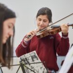 El Colegio Juan Pablo II de Parla apuesta por la música para educar la atención y el gusto por la belleza