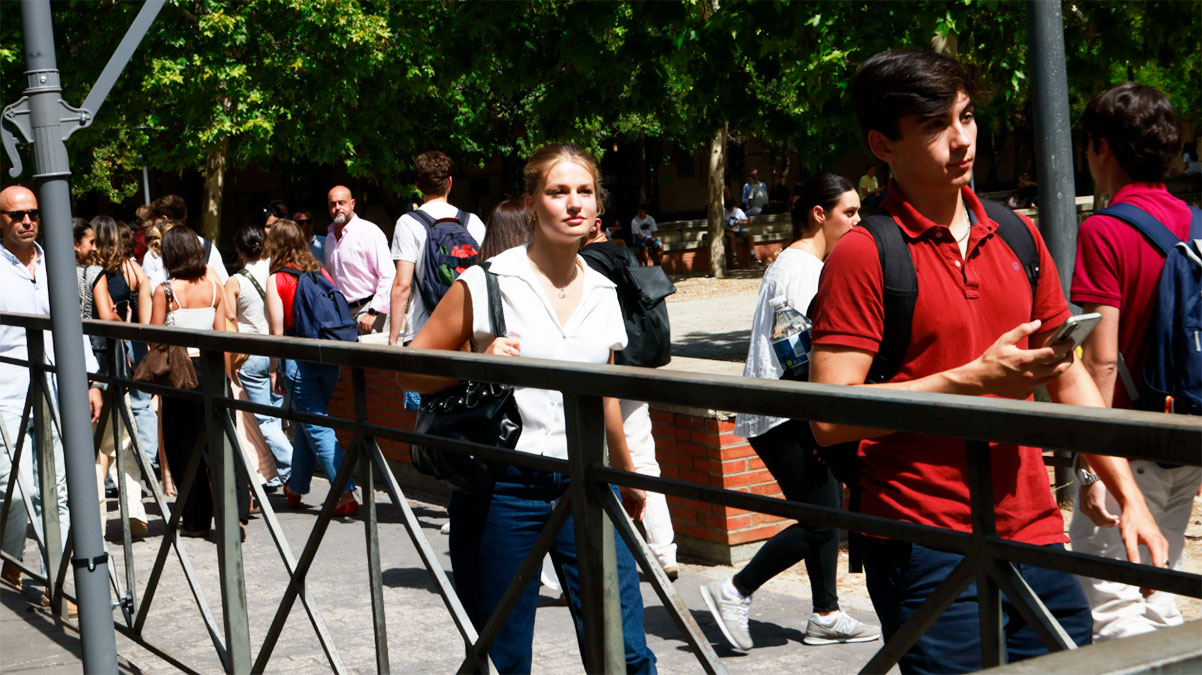 Mensajes ocultos de la Princesa Leonor al comenzar la universidad