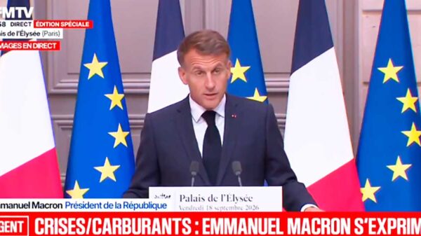 Macron en alerta ante las guerras de Rusia y de Marruecos Macron en alerta ante las guerras de Rusia y de Marruecos