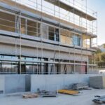 La planificación técnica mejora la seguridad y eficiencia en el alquiler de andamios en Málaga