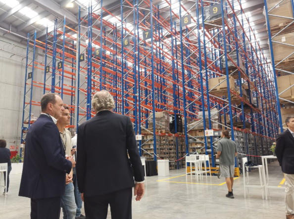 ICP Canarias inaugura una plataforma logística en Agüimes con una inversión de 7,4 millones de euros ICP Canarias inaugura una plataforma logística en Agüimes con una inversión de 7,4 millones de euros