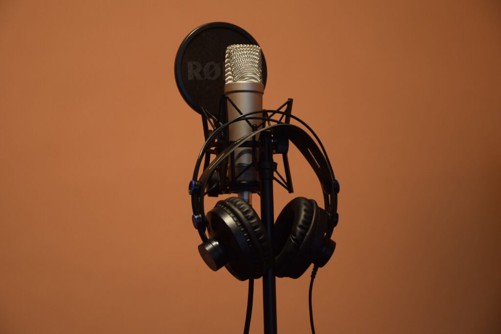 España marca un nuevo récord y alcanza los 15,8 millones de oyentes de podcasts
