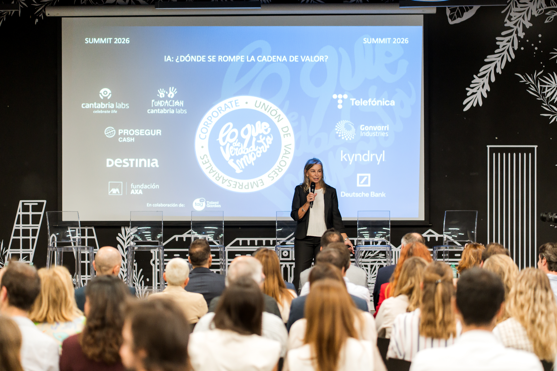 Cerca de 100 profesionales de la empresa se reúnen en Annual Summit UVE 2026 para abordar las transformaciones que la IA está generando en la cadena de valor